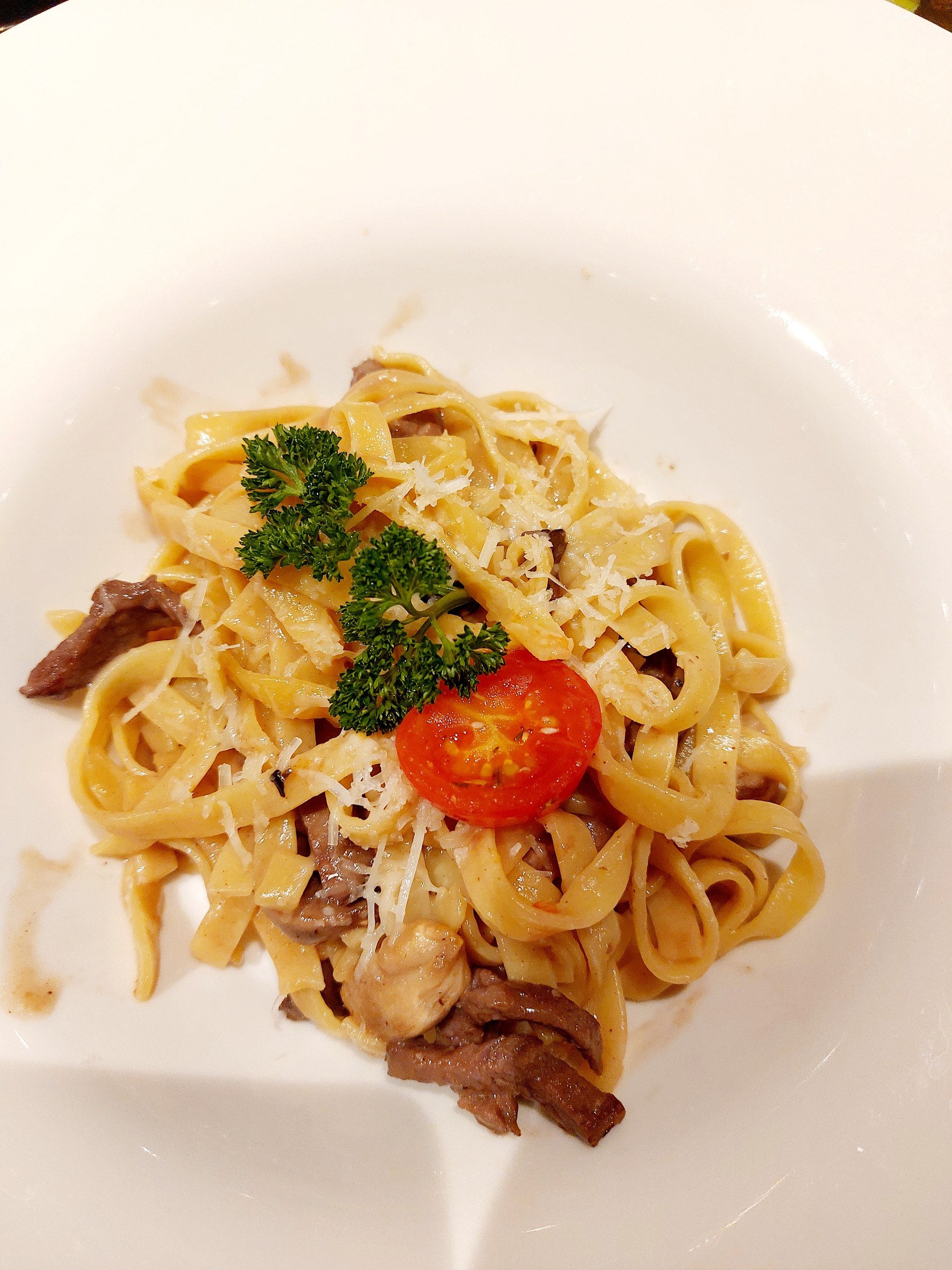 Tagliatelle mit Rind im Ristorante Mamma Mia an Bord der AIDA Cosma